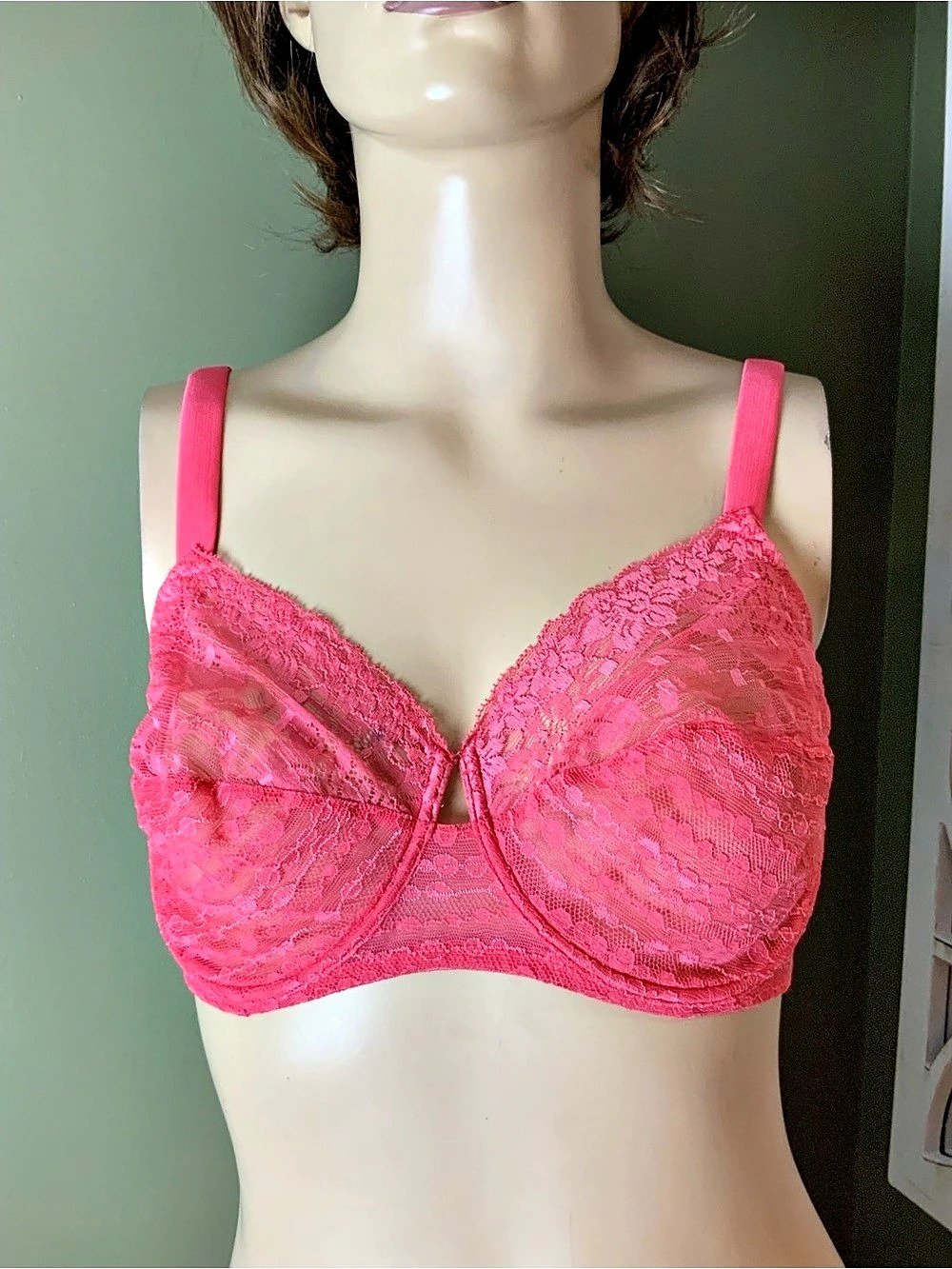 Wacoal Lace Finesse Lace Bra in Pink Size 34E